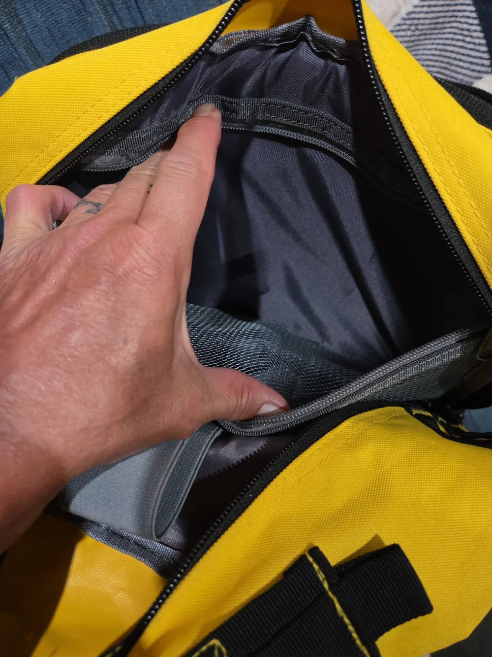 45L Tellow Tactical Backpack/Hiking Durable Utility Bag 3 Unique Patches Excelle